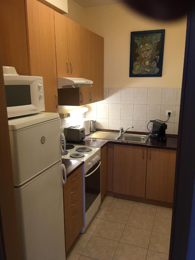 Romai Apartmanhaz Lägenhet Hévíz Exteriör bild